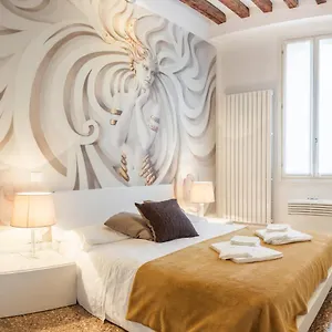 San Polo Design By Wonderful Italy Venice