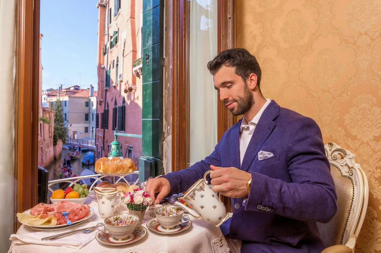 **  Residenza Veneziana Bed and Breakfast Ιταλία