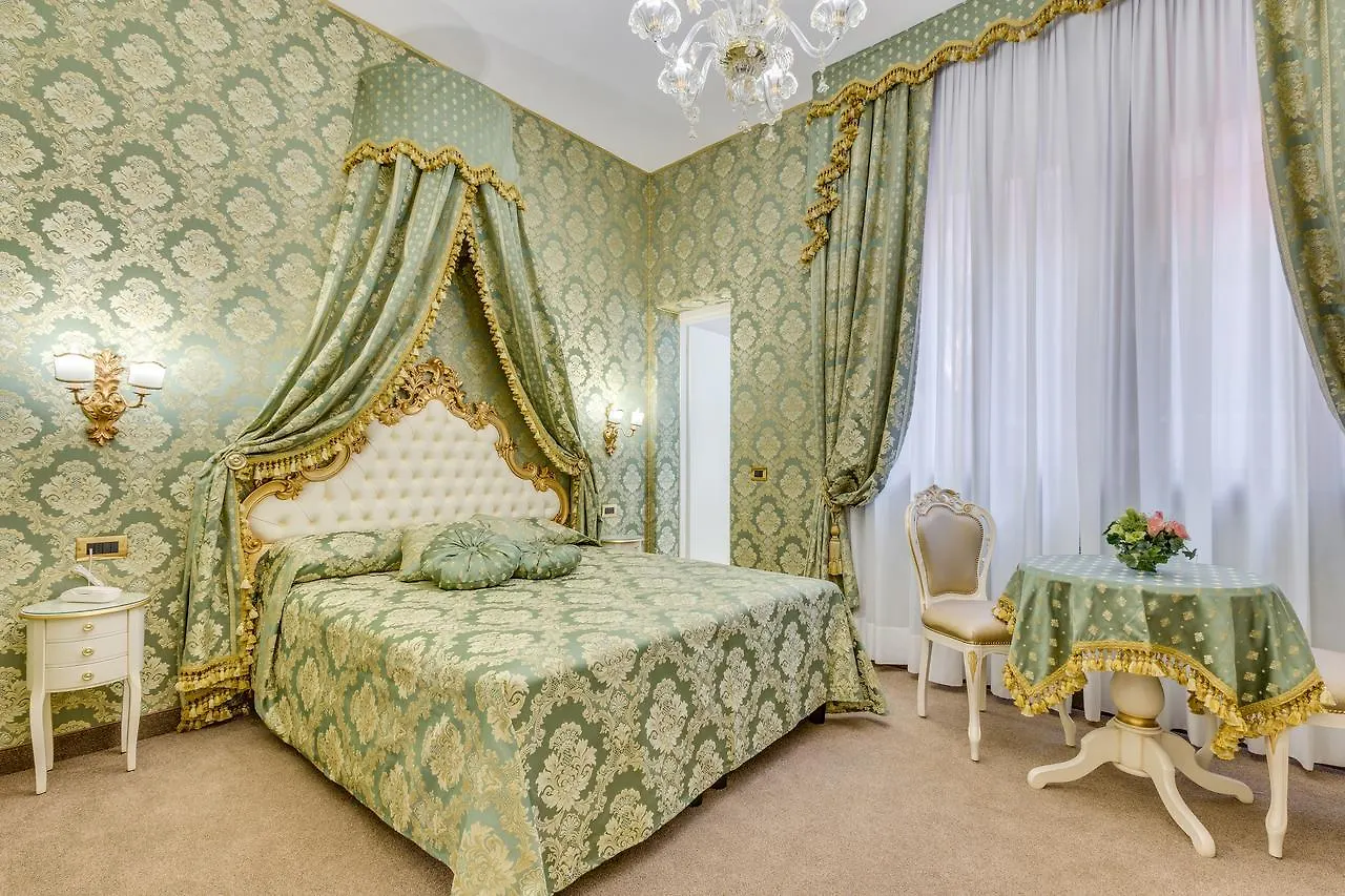 Residenza Veneziana Bed & Breakfast 2*, Venice Italy