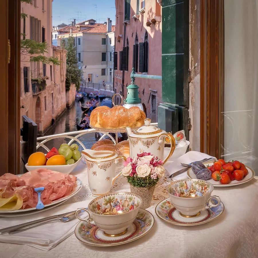 **  Residenza Veneziana Bed & Breakfast Italy